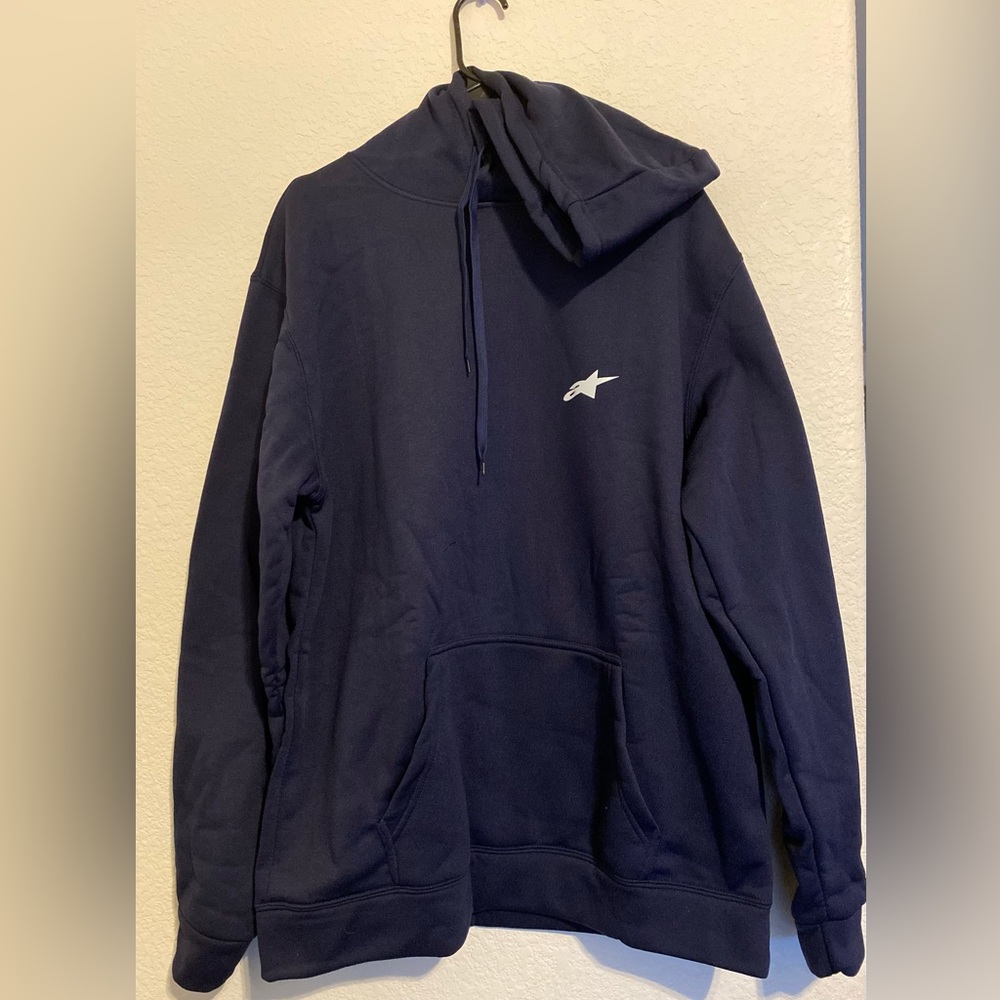 Sweater/Hoodie
